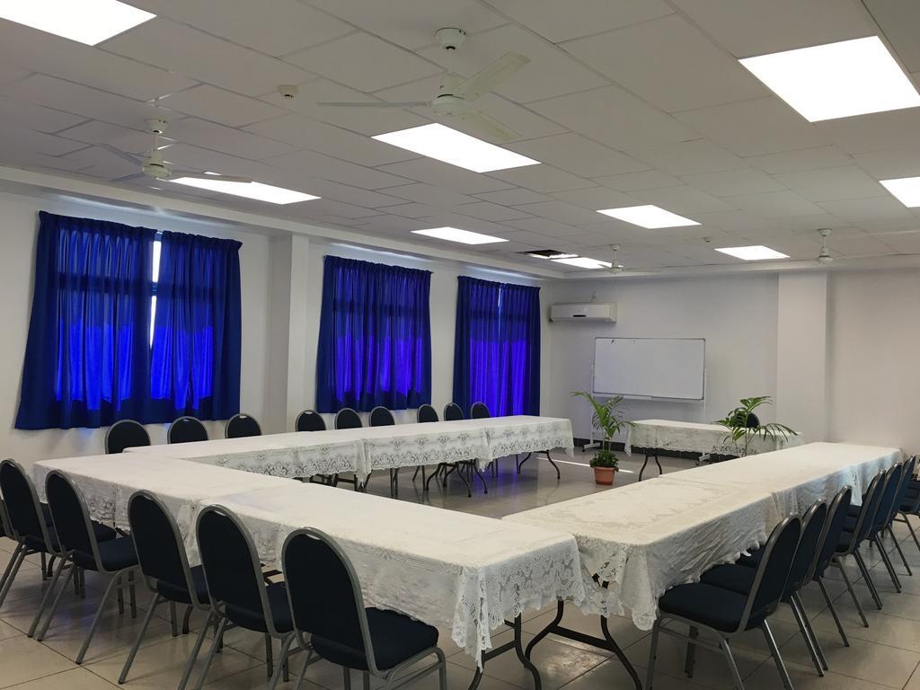 Tungi Colonnade Hotel Nuku‘alofa Kültér fotó